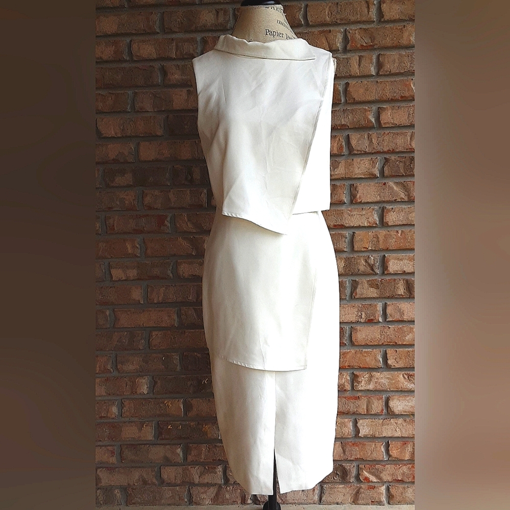 Lavish Alice Cream Asymnetrical Layered Sleeveless Dress. Size 8.